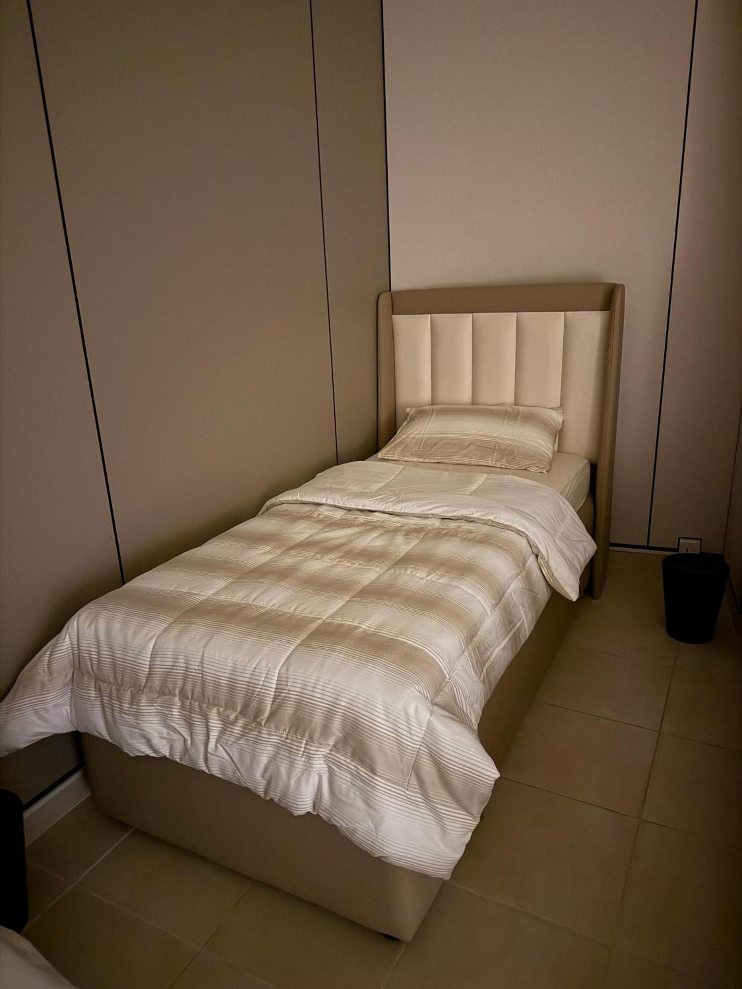 Gasthof 5 Min To Mall Downtown Dormitory M & F *